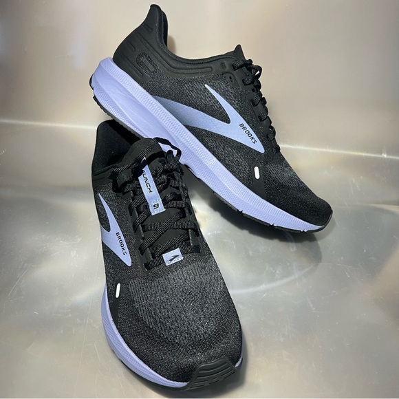 BROOKS Launch 9. Size W US10.5. Brand New. Running Shoes. Without Box - Picture 6 of 12